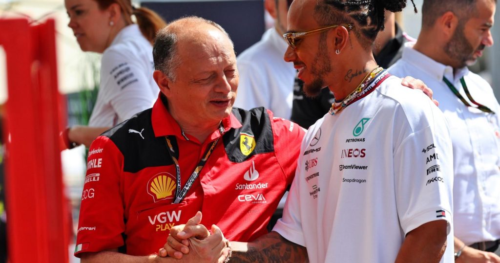 Vasseur-Lewis-Hamilton-Ferrari