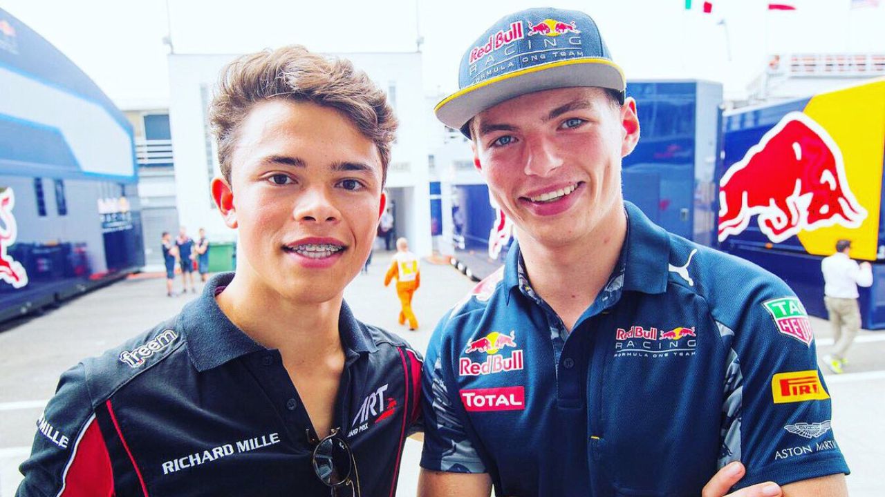 De-Vries-Max-Verstappen-F1