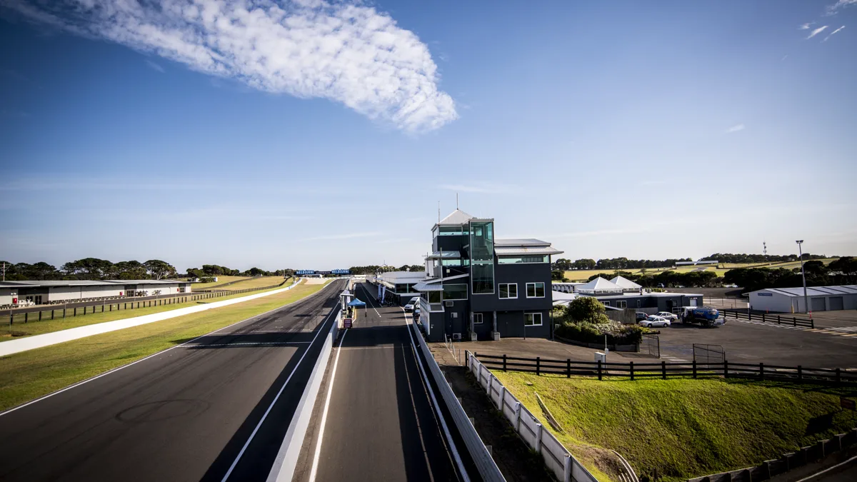 Gardner Straight at Phillip Island Grand Prix Circuit where phillip island motogp aero meets coastal ocean winds